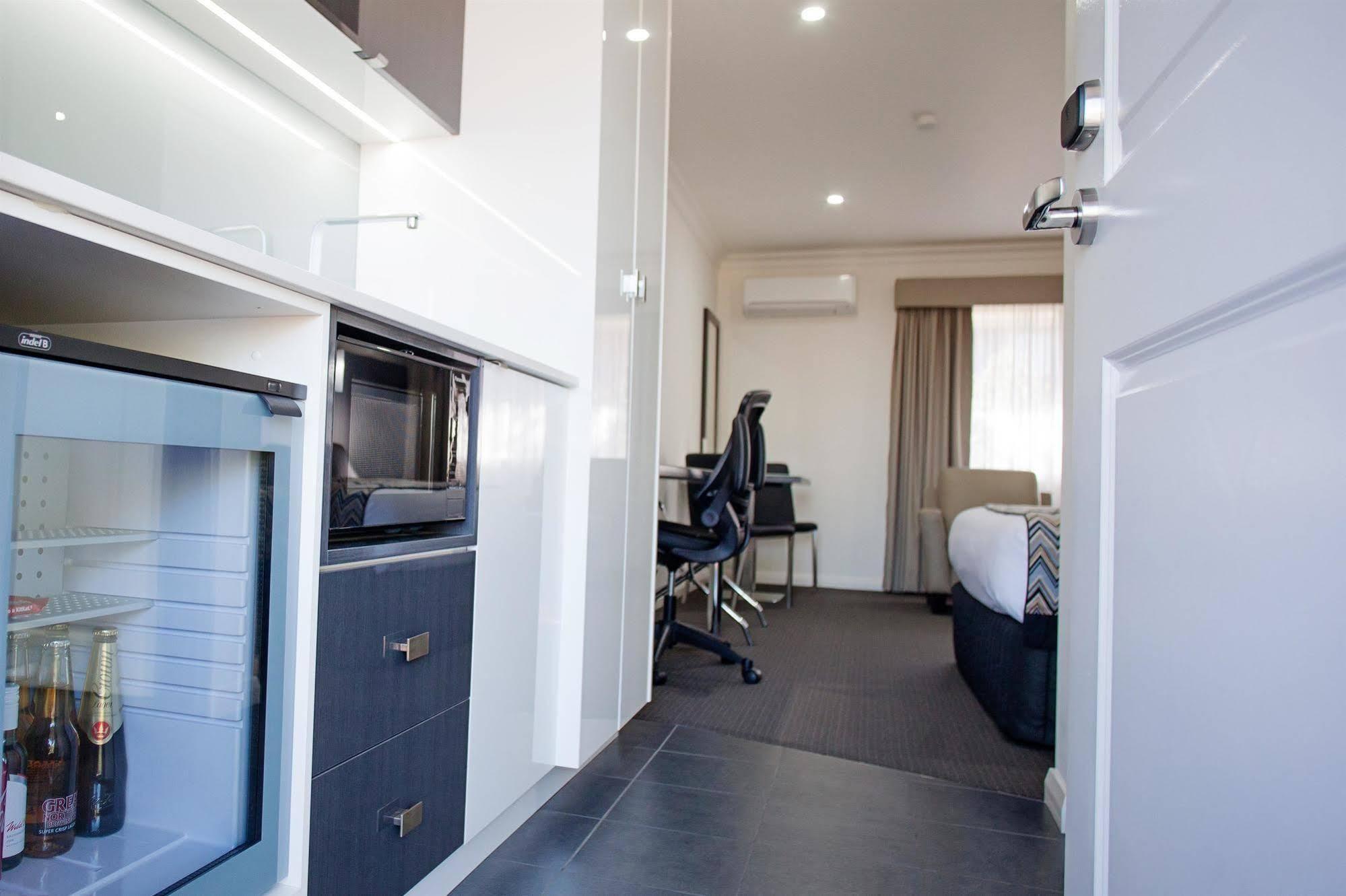 Bluegum Dubbo (Adults Only) Motell Exteriör bild