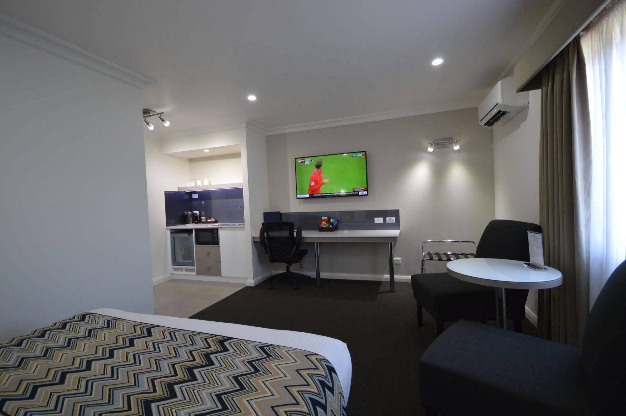 Bluegum Dubbo (Adults Only) Motell Exteriör bild