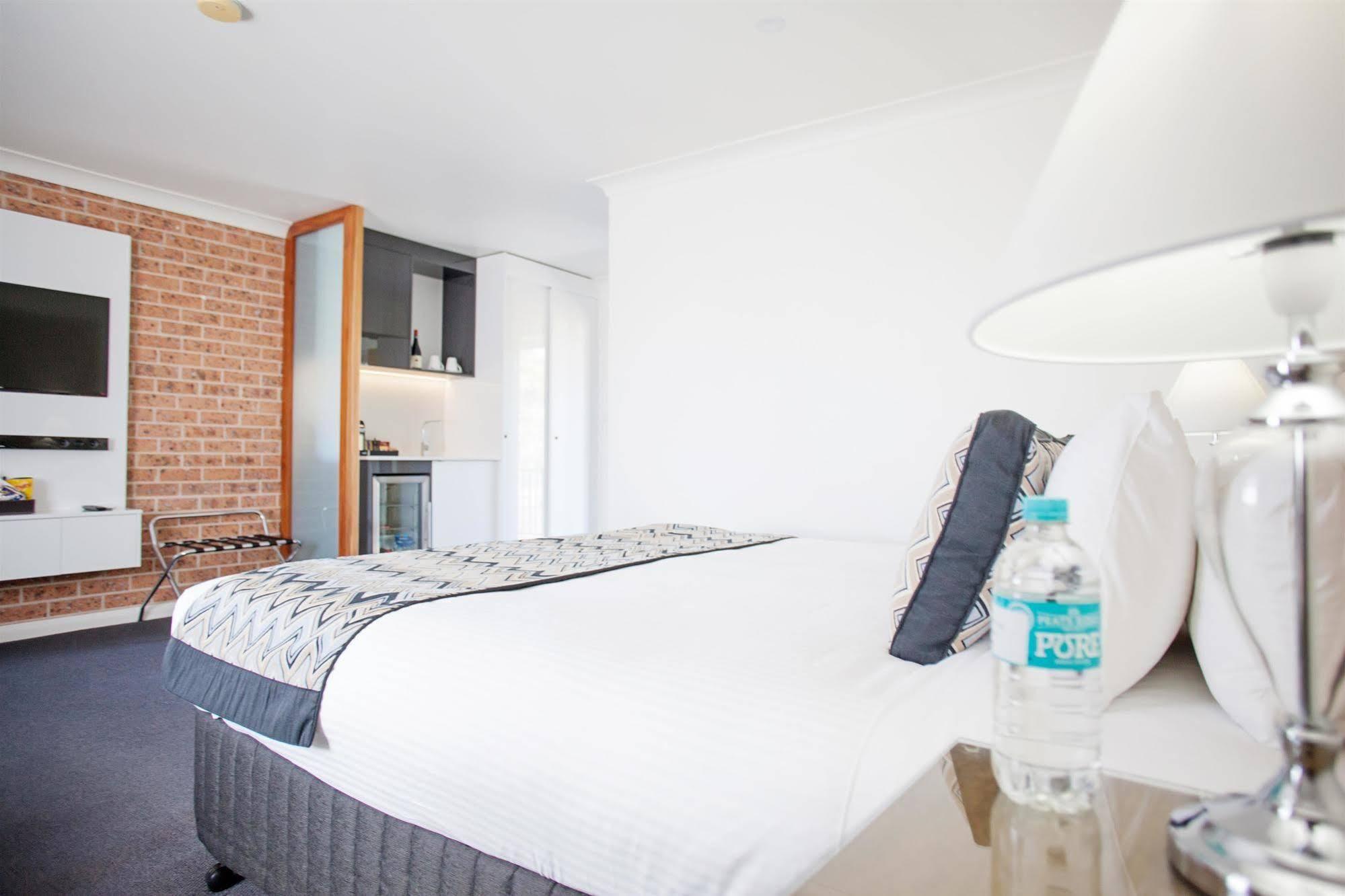 Bluegum Dubbo (Adults Only) Motell Exteriör bild